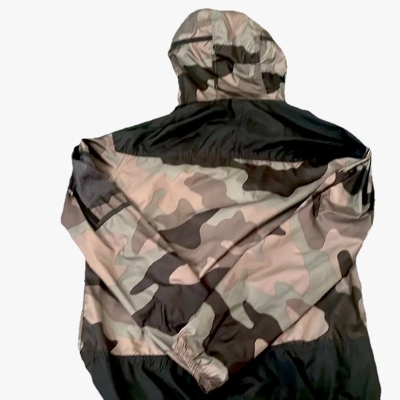 Columbia Jacket - Picture 5 of 5